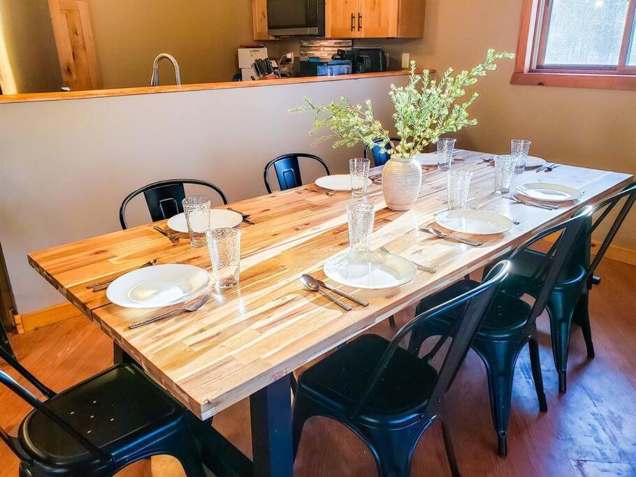 Fall Getaway Resort-3 King Suites, Dog-Friendly Seeley Exteriér fotografie