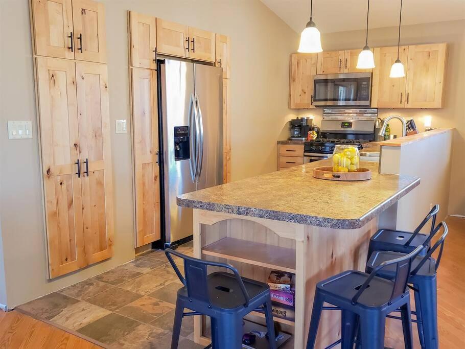 Fall Getaway Resort-3 King Suites, Dog-Friendly Seeley Exteriér fotografie